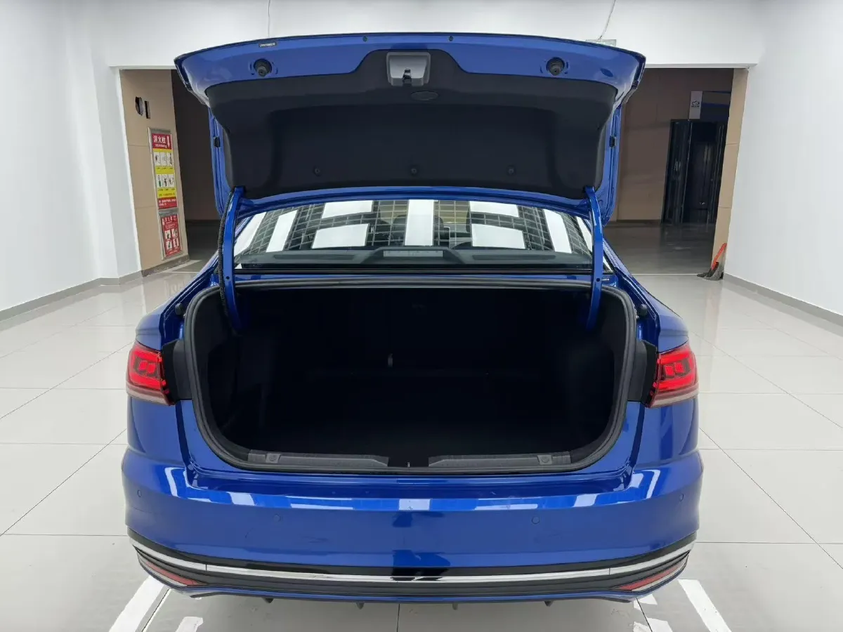 2023 Volkswagen Bora 1.2T 116HP L4 7DCT,autocango,china used car exporter,china ev exporter,chinese used car exporter,chinese used ev exporter