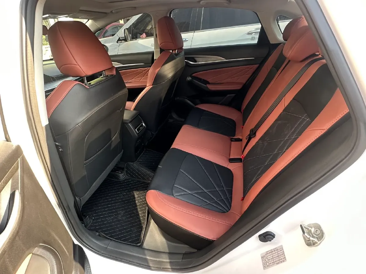 2023 ChangAn Eado 1.4T 160HP L4 7DCT,autocango,china used car exporter,china ev exporter,chinese used car exporter,chinese used ev exporter