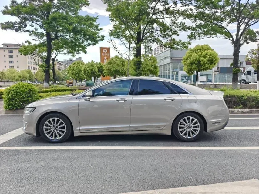 2019 BMW X2 1.5T 140HP L3 7DCT,autocango,china used car exporter,china ev exporter,chinese used car exporter,chinese used ev exporter