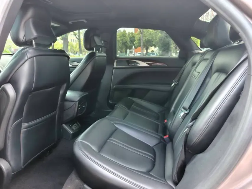 2019 BMW X2 1.5T 140HP L3 7DCT,autocango,china used car exporter,china ev exporter,chinese used car exporter,chinese used ev exporter