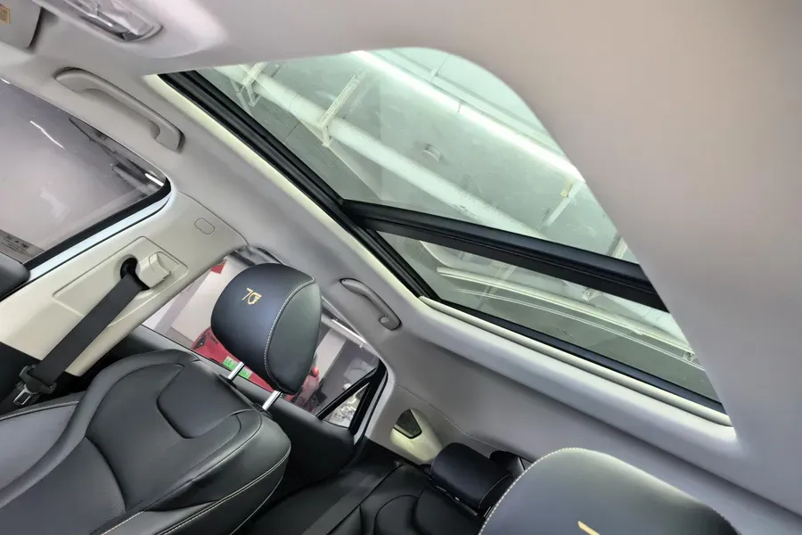 2023 Bestune B70 1.5T 169HP L4 7DCT,autocango,china used car exporter,china ev exporter,chinese used car exporter,chinese used ev exporter