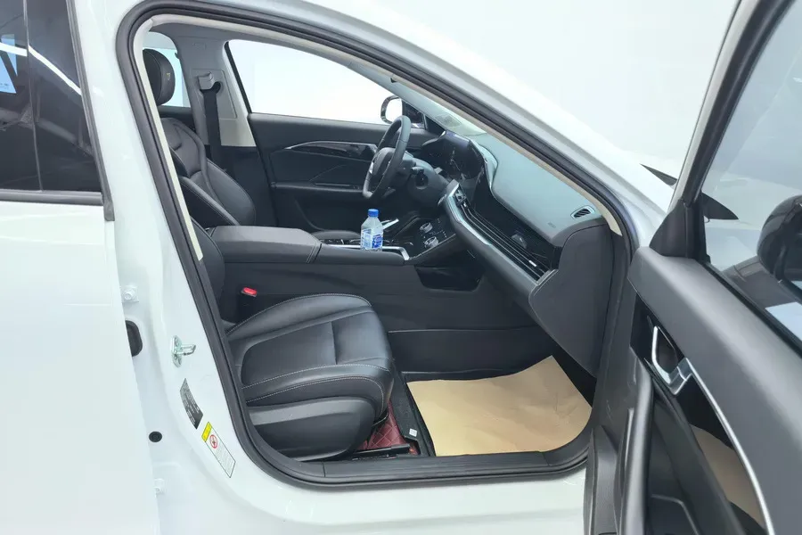 2023 Bestune B70 1.5T 169HP L4 7DCT,autocango,china used car exporter,china ev exporter,chinese used car exporter,chinese used ev exporter