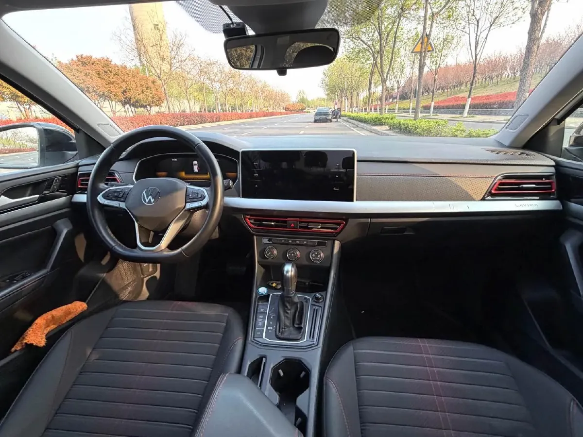 2023 Volkswagen Lavida 1.5T 160HP L4 7DCT,autocango,china used car exporter,china ev exporter,chinese used car exporter,chinese used ev exporter