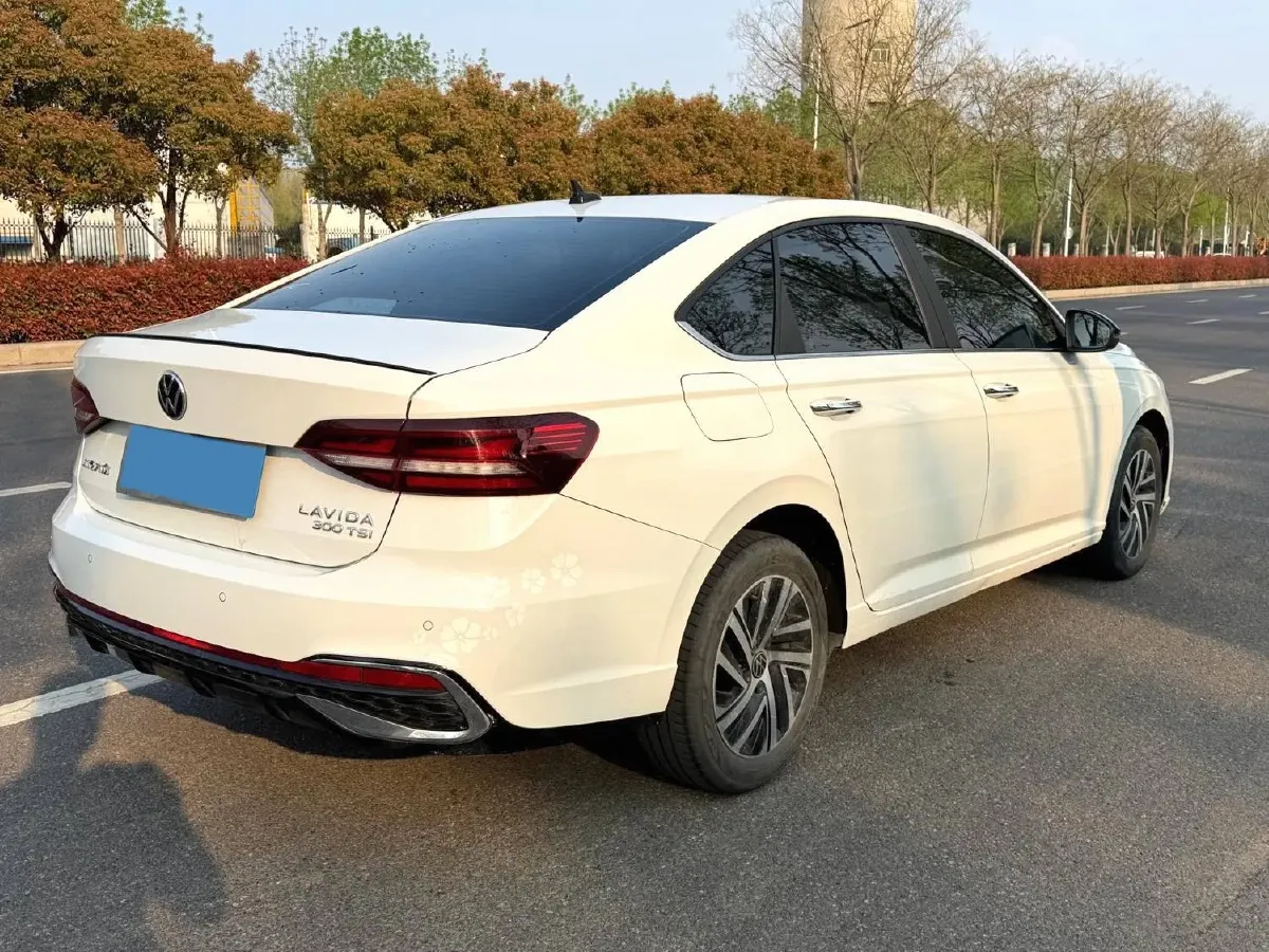 2023 Volkswagen Lavida 1.5T 160HP L4 7DCT,autocango,china used car exporter,china ev exporter,chinese used car exporter,chinese used ev exporter