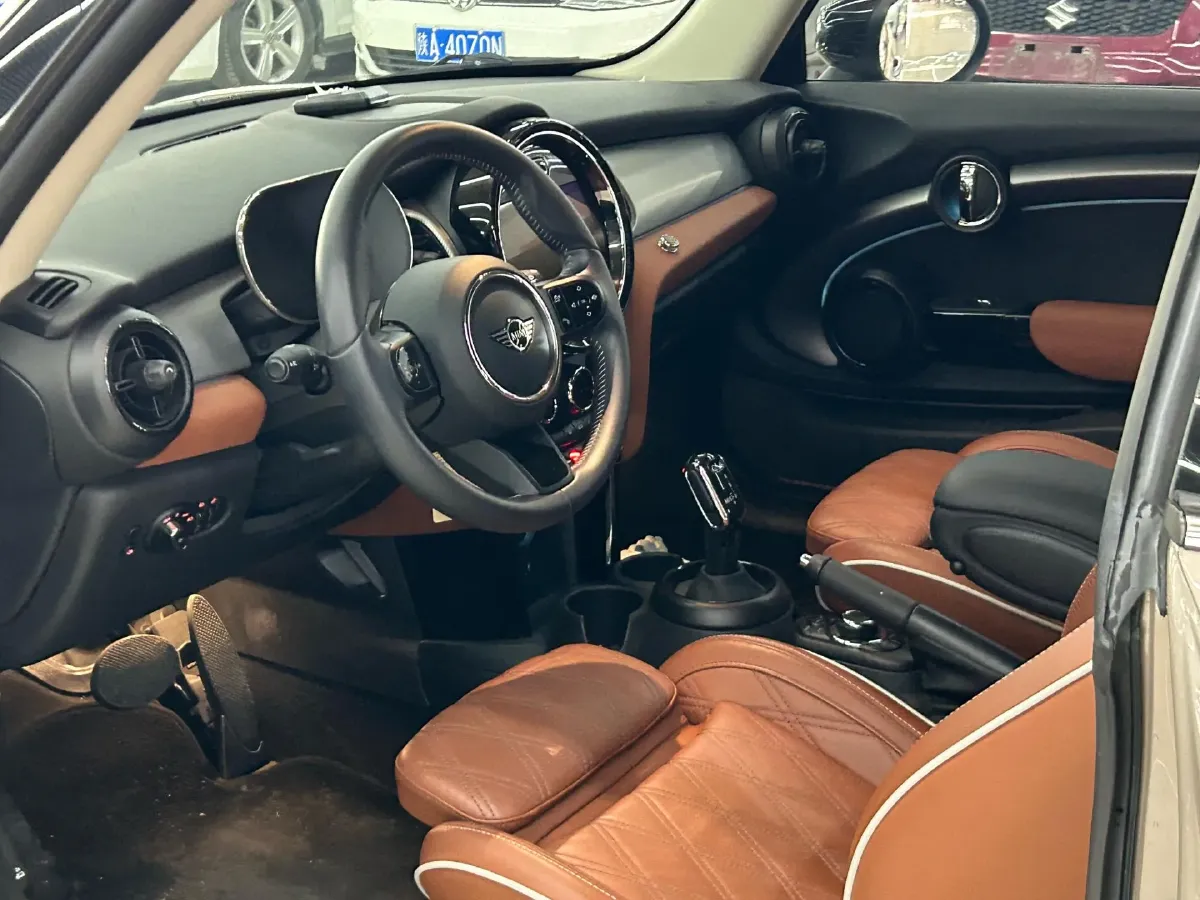 2022 MINI MINI 1.5T 136HP L3 7DCT,autocango,china used car exporter,china ev exporter,chinese used car exporter,chinese used ev exporter