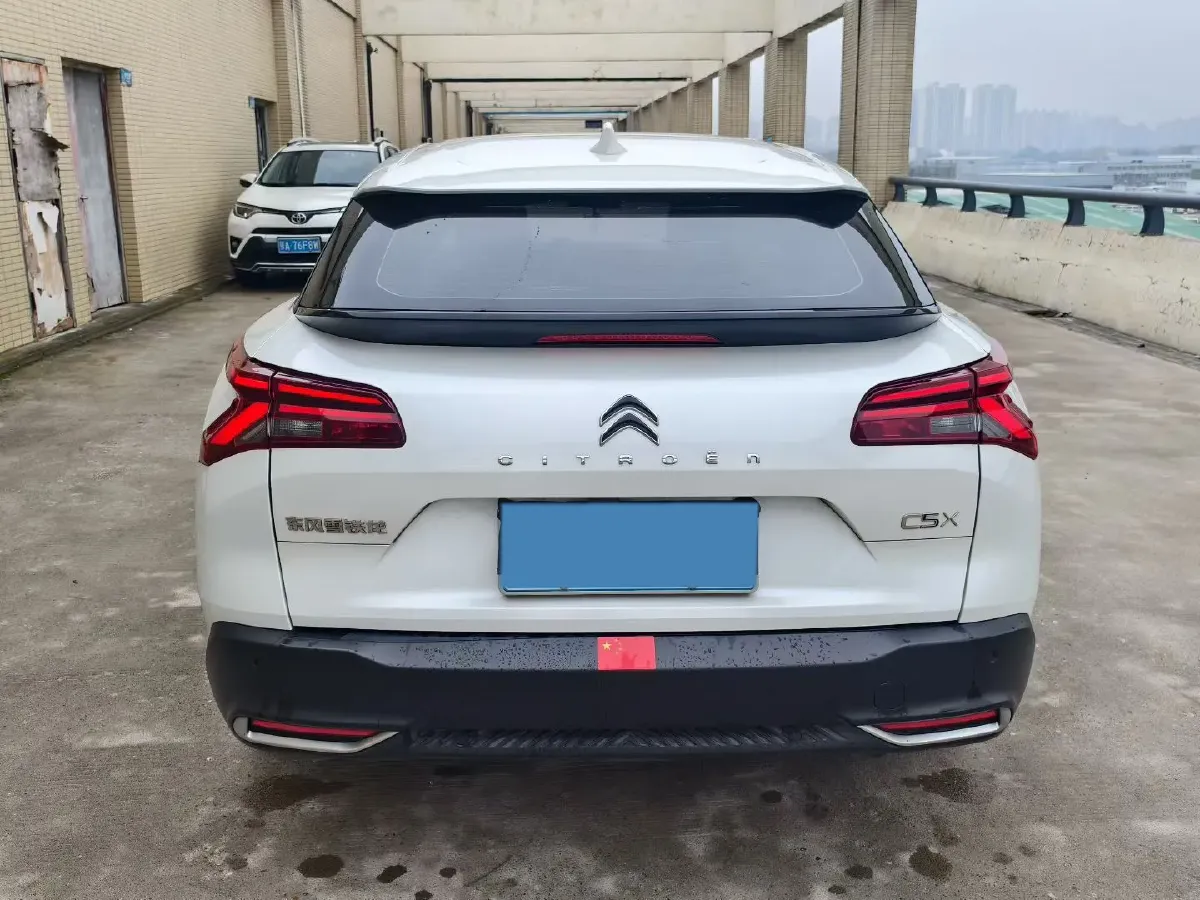 2022 Citroen C5 X 1.6T 175HP L4 8AT,autocango,china used car exporter,china ev exporter,chinese used car exporter,chinese used ev exporter