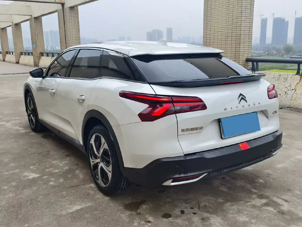 2022 Citroen C5 X 1.6T 175HP L4 8AT,autocango,china used car exporter,china ev exporter,chinese used car exporter,chinese used ev exporter
