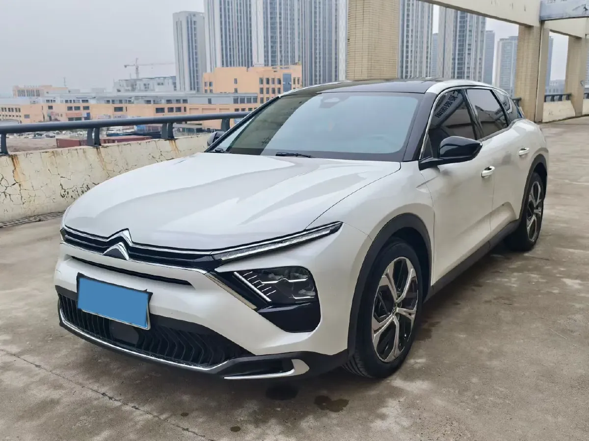 2022 Citroen C5 X 1.6T 175HP L4 8AT,autocango,china used car exporter,china ev exporter,chinese used car exporter,chinese used ev exporter