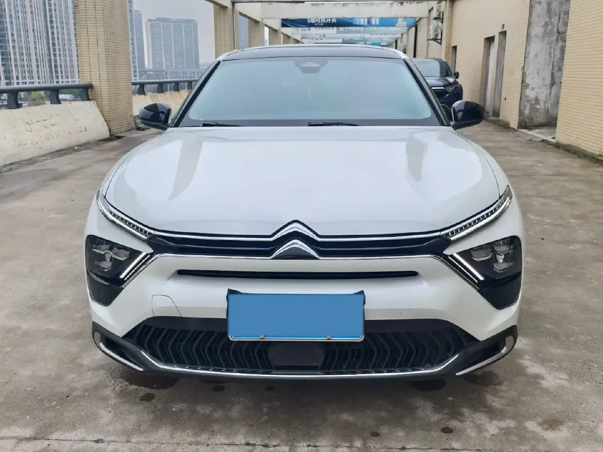 2022 Citroen C5 X 1.6T 175HP L4 8AT,autocango,china used car exporter,china ev exporter,chinese used car exporter,chinese used ev exporter