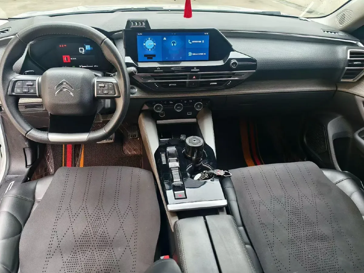 2022 Citroen C5 X 1.6T 175HP L4 8AT,autocango,china used car exporter,china ev exporter,chinese used car exporter,chinese used ev exporter