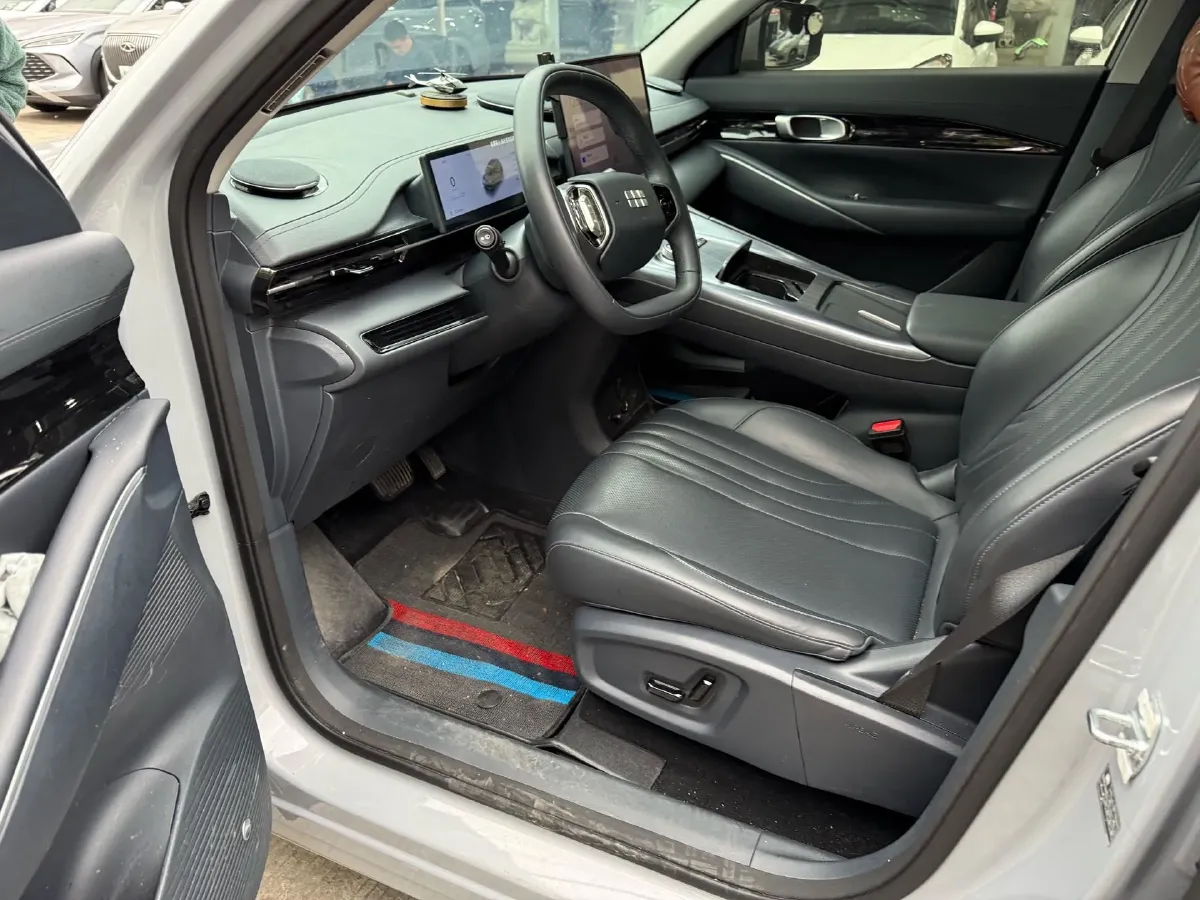 2024 YuanChen Super Van BEV 51KWH,autocango,china used car exporter,china ev exporter,chinese used car exporter,chinese used ev exporter