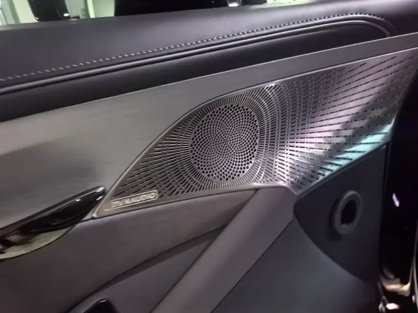 2024 Voyah ZhuiGuang 1.5T 136HP L4 PHEV 43KWH,autocango,china used car exporter,china ev exporter,chinese used car exporter,chinese used ev exporter