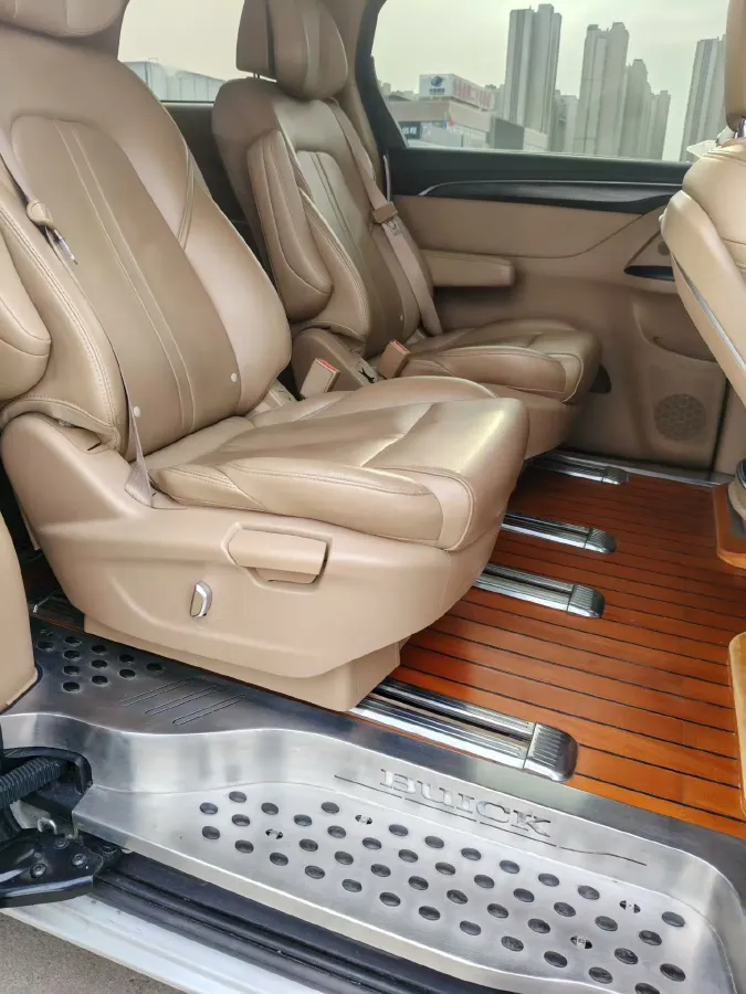 2020 Buick GL8 2.0T 237HP L4 9AT,autocango,china used car exporter,china ev exporter,chinese used car exporter,chinese used ev exporter