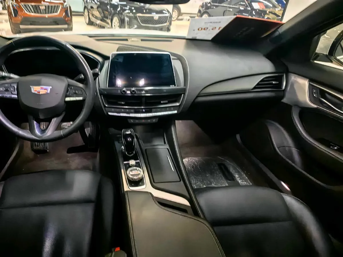2021 Cadillac CT5 2.0T 237HP L4 10AT,autocango,china used car exporter,china ev exporter,chinese used car exporter,chinese used ev exporter