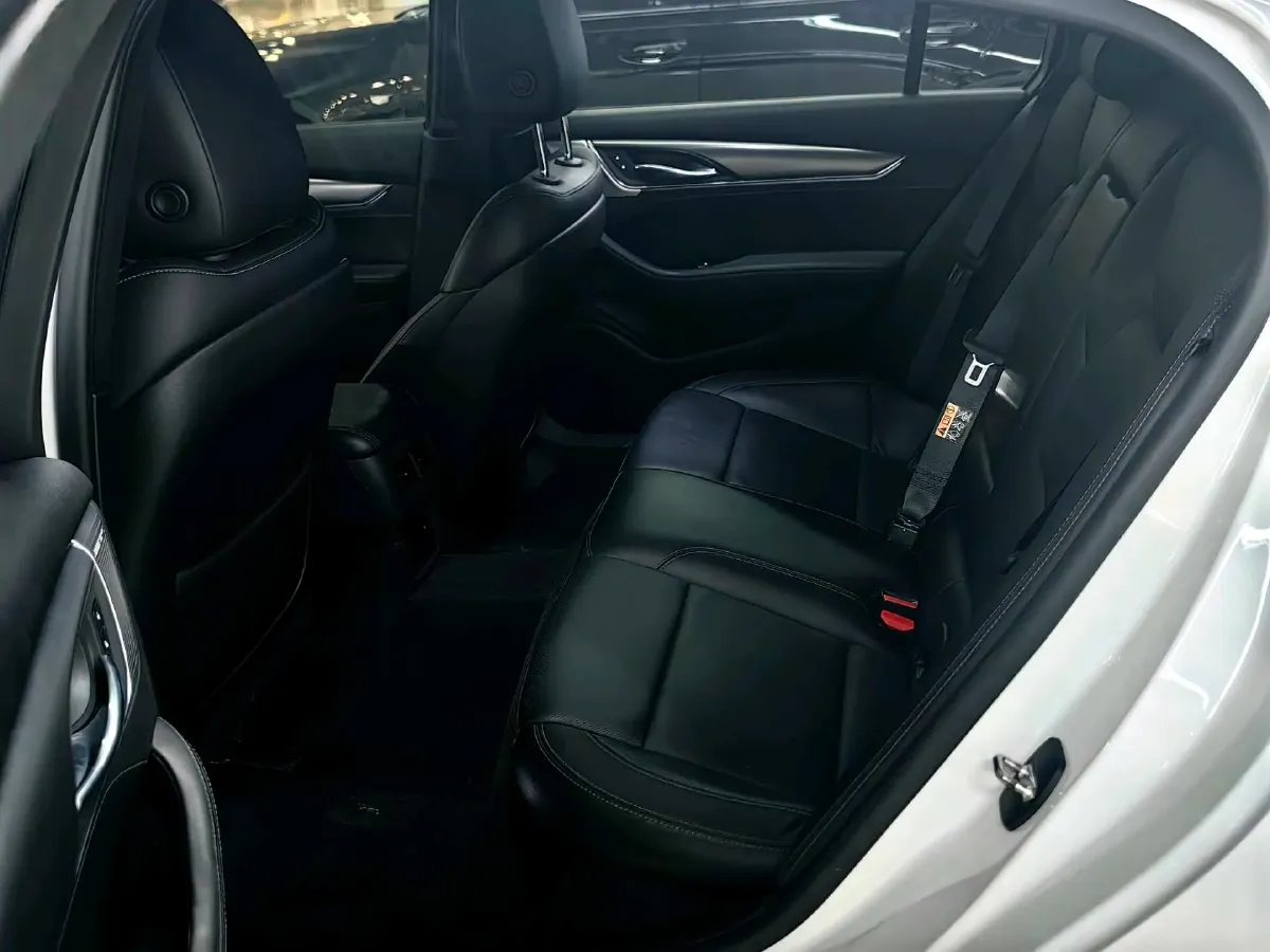 2021 Cadillac CT5 2.0T 237HP L4 10AT,autocango,china used car exporter,china ev exporter,chinese used car exporter,chinese used ev exporter