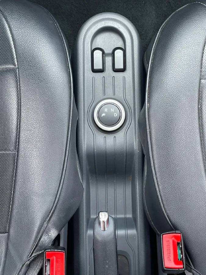 2021 WuLing HongGuang MINI EV BEV 13.9KWH,autocango,china used car exporter,china ev exporter,chinese used car exporter,chinese used ev exporter