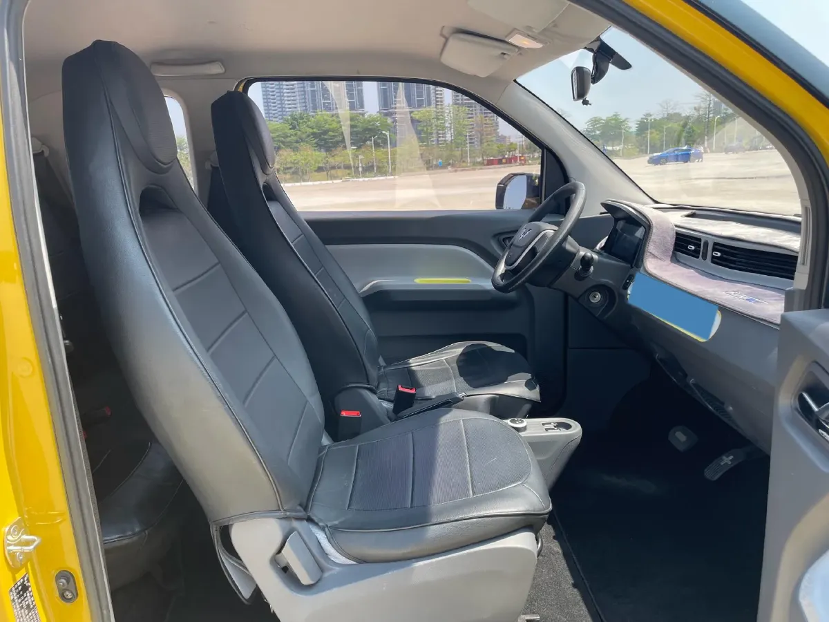 2021 WuLing HongGuang MINI EV BEV 13.9KWH,autocango,china used car exporter,china ev exporter,chinese used car exporter,chinese used ev exporter