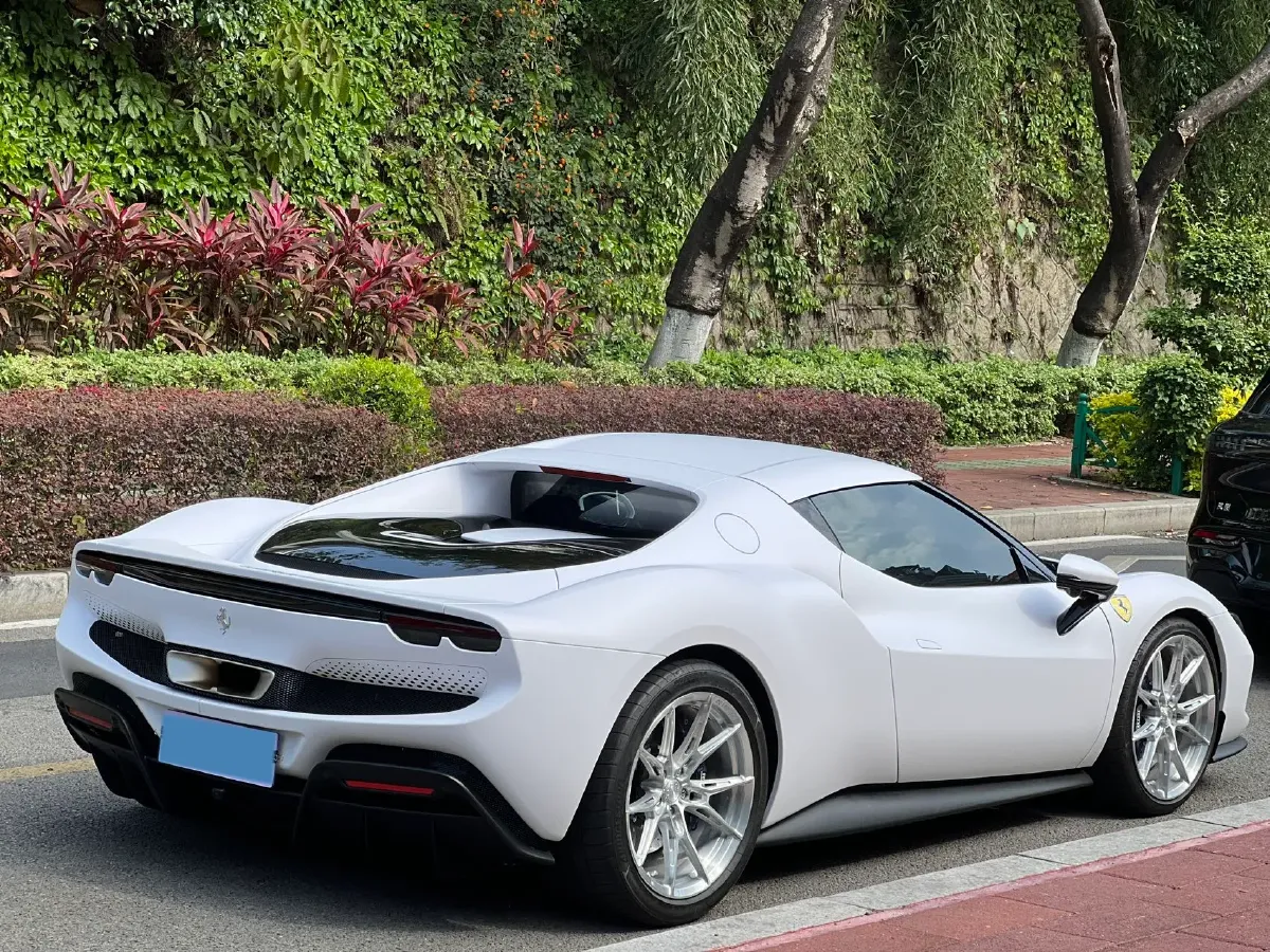 2021 Ferrari 296 3.0T 663HP V6 8DCT PHEV 7.45KWH,autocango,china used car exporter,china ev exporter,chinese used car exporter,chinese used ev exporter