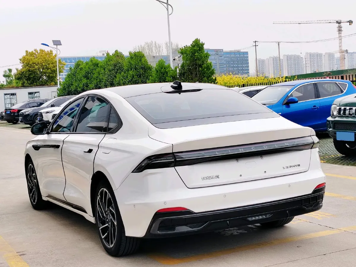 2022 Lincoln Z 2.0T 246HP L4 8AT,autocango,china used car exporter,china ev exporter,chinese used car exporter,chinese used ev exporter