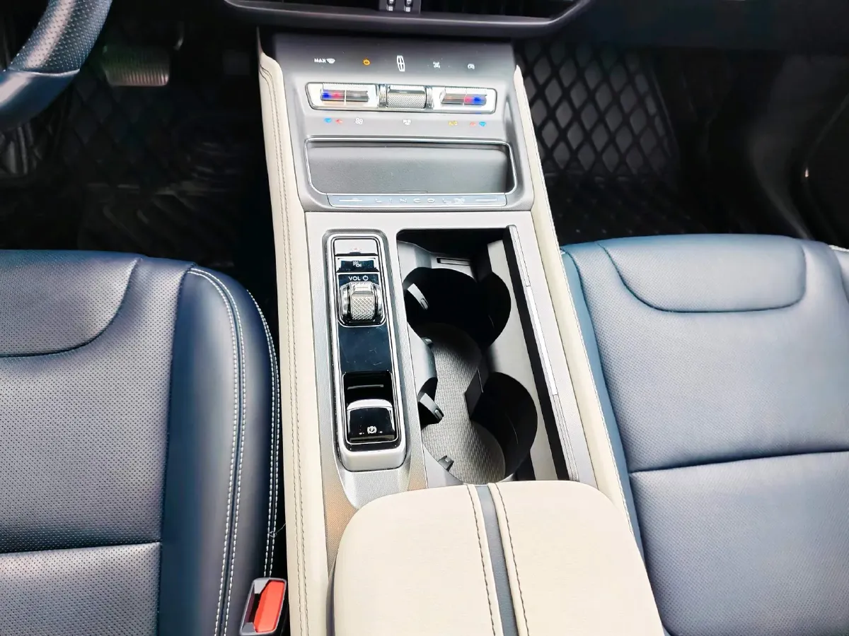 2022 Lincoln Z 2.0T 246HP L4 8AT,autocango,china used car exporter,china ev exporter,chinese used car exporter,chinese used ev exporter