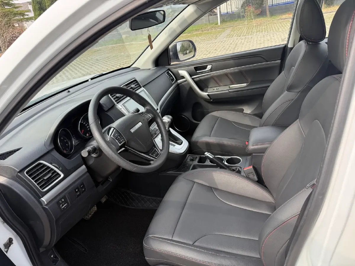 2019 Haval M6 1.5T 150HP L4 7DCT,autocango,china used car exporter,china ev exporter,chinese used car exporter,chinese used ev exporter