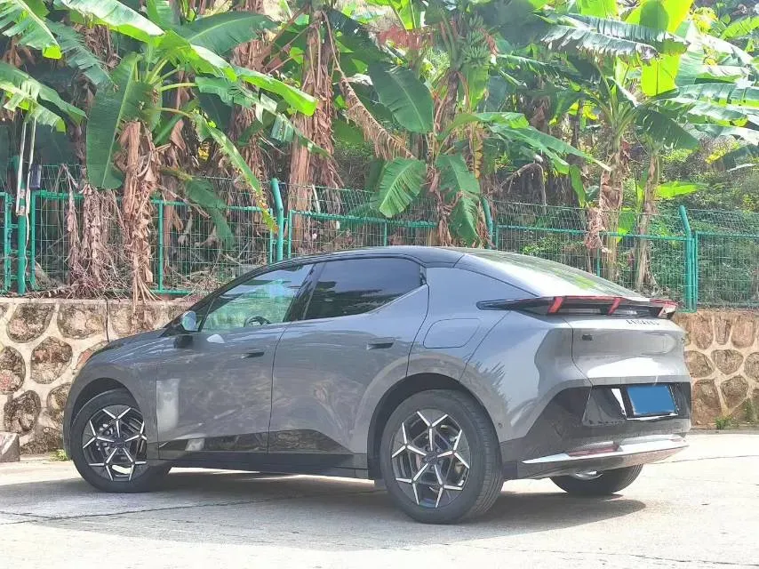 2025 Jetour Freeman 1.5T 184HP L4 7DCT,autocango,china used car exporter,china ev exporter,chinese used car exporter,chinese used ev exporter