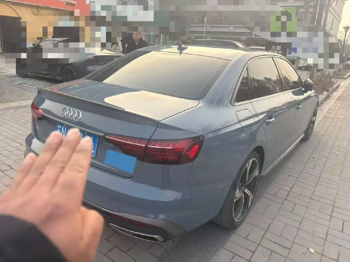 2022 Audi A4L 2.0T 190HP L4 7DCT,autocango,china used car exporter,china ev exporter,chinese used car exporter,chinese used ev exporter