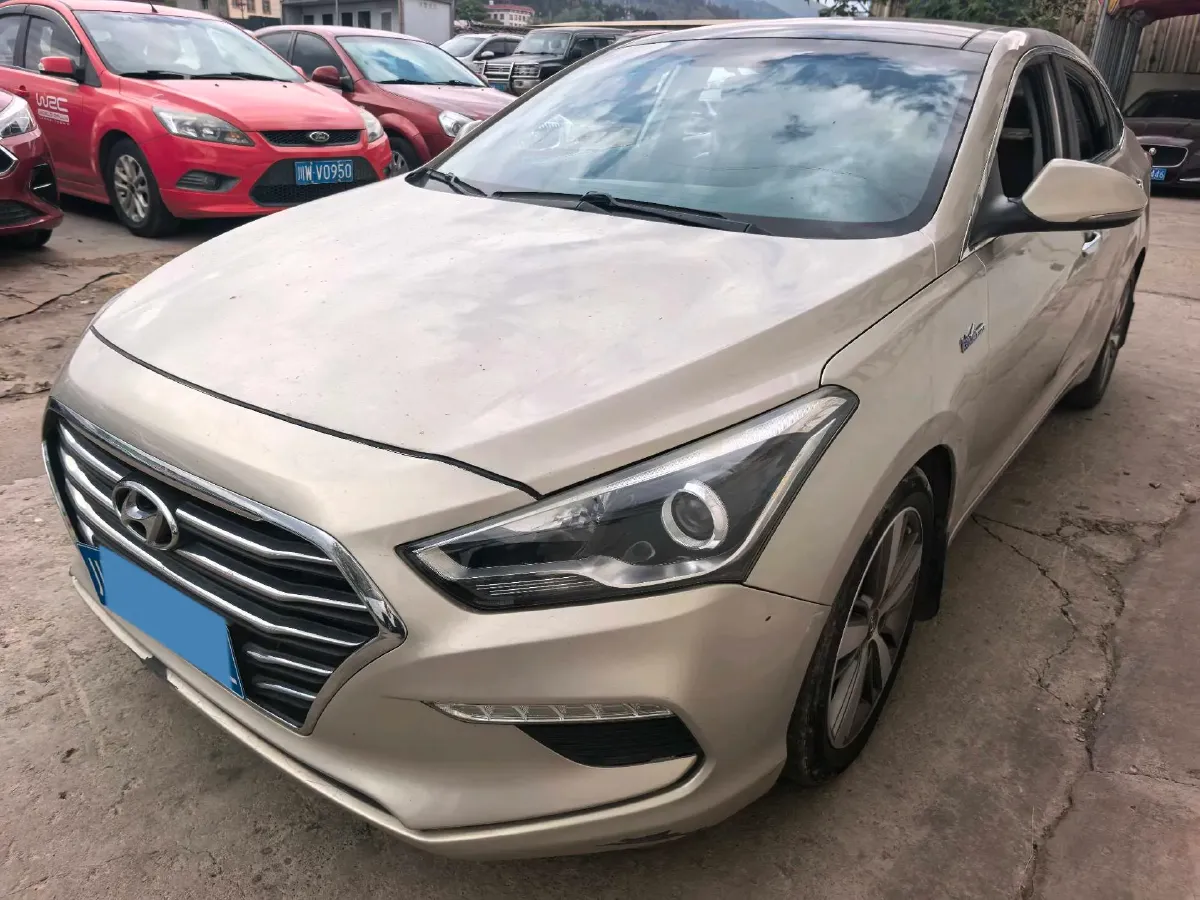 2016 Hyundai Mistra 1.6T 175HP L4 7DCT,autocango,china used car exporter,china ev exporter,chinese used car exporter,chinese used ev exporter