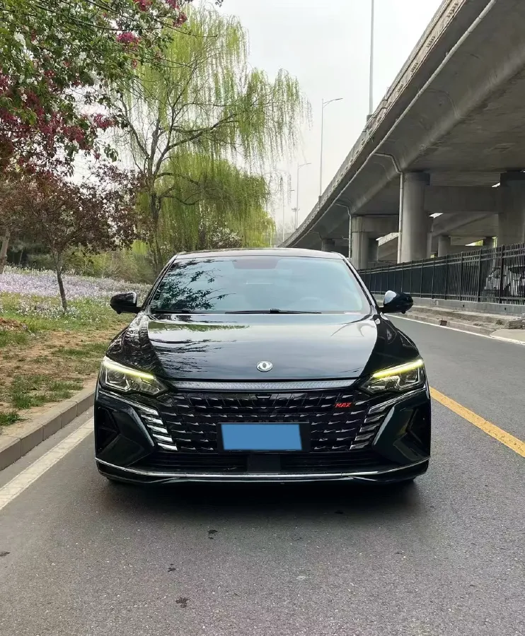 2021 DongFeng Aeolus YiXuan MAX 1.5T 190HP L4 7DCT,autocango,china used car exporter,china ev exporter,chinese used car exporter,chinese used ev exporter