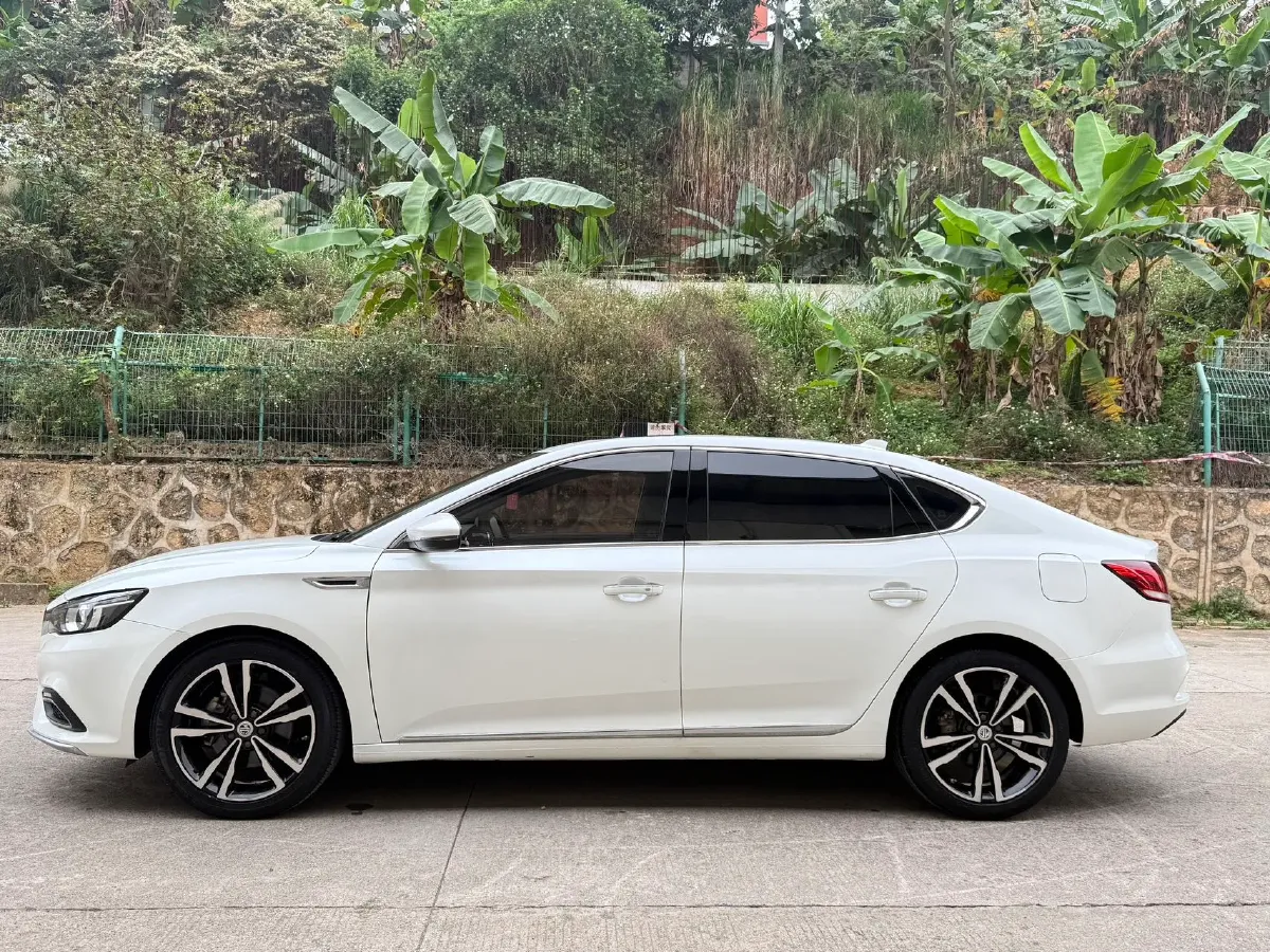 2017 MG MG6 1.5T 169HP L4 7DCT,autocango,china used car exporter,china ev exporter,chinese used car exporter,chinese used ev exporter