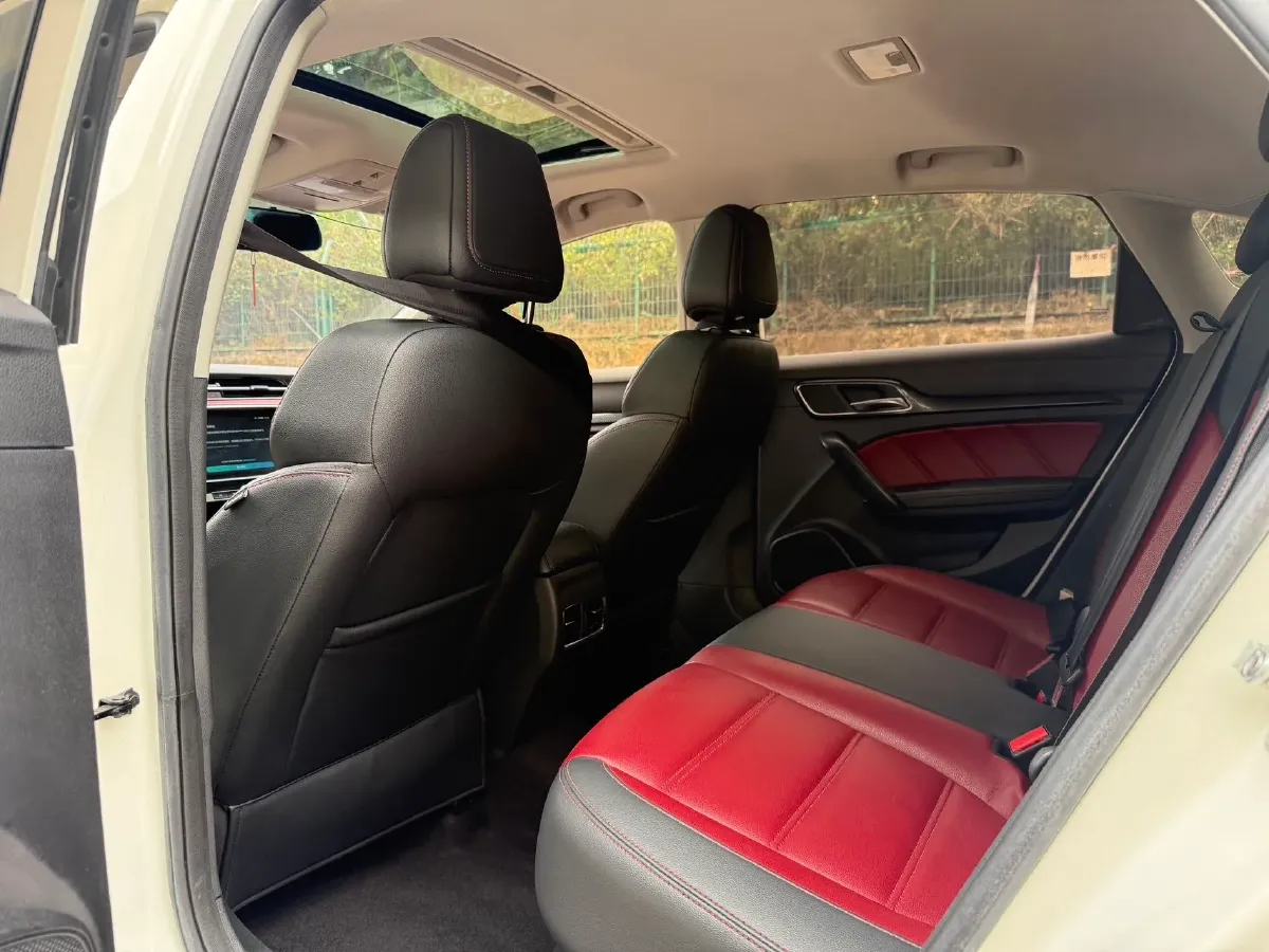 2017 MG MG6 1.5T 169HP L4 7DCT,autocango,china used car exporter,china ev exporter,chinese used car exporter,chinese used ev exporter