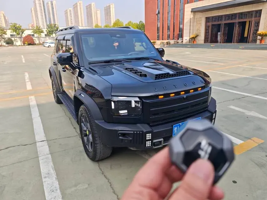 2023 Jetour Traveller 2.0T 254HP L4 7DCT,autocango,china used car exporter,china ev exporter,chinese used car exporter,chinese used ev exporter