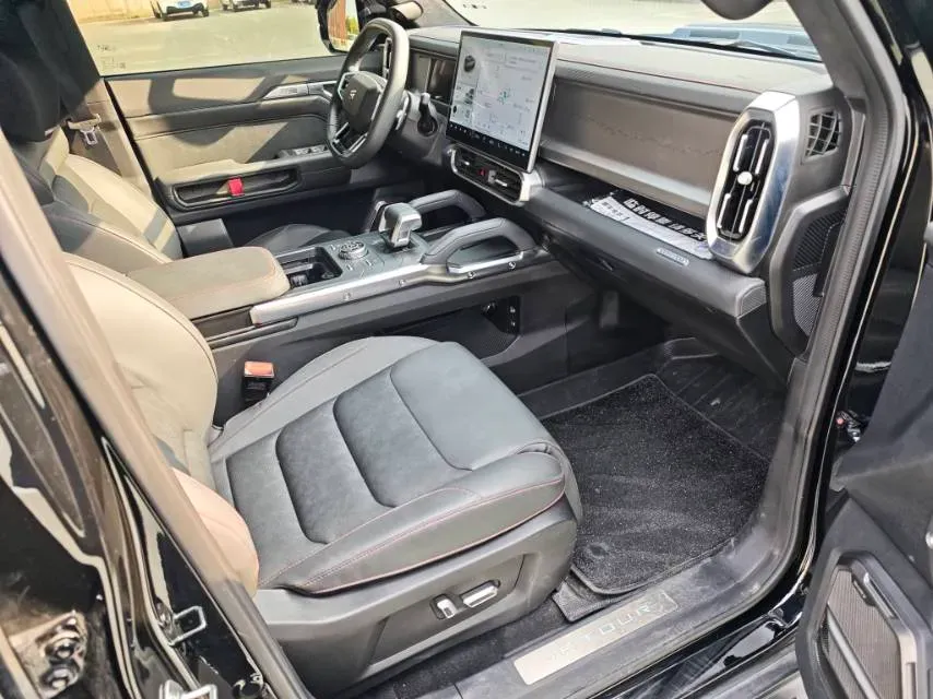 2023 Jetour Traveller 2.0T 254HP L4 7DCT,autocango,china used car exporter,china ev exporter,chinese used car exporter,chinese used ev exporter