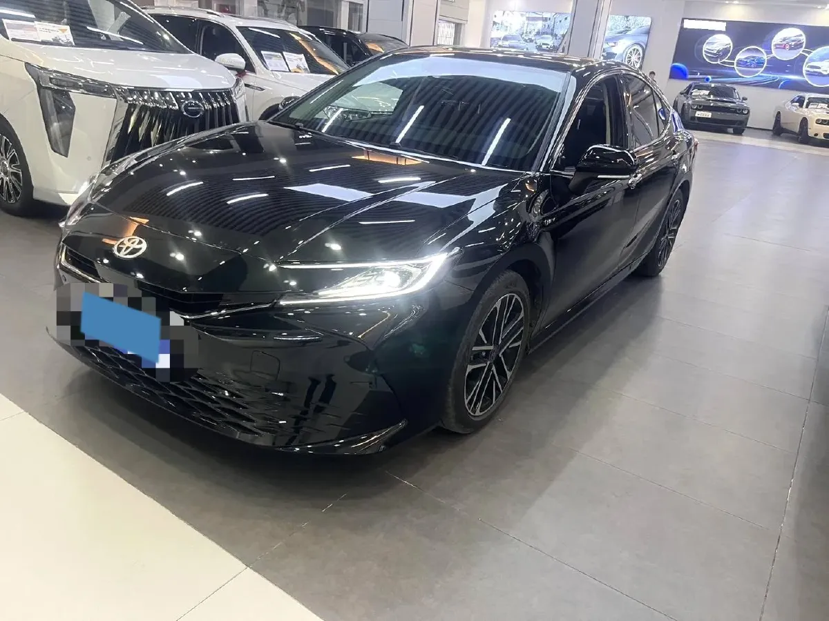 2024 Toyota Camry 2.5L 185HP L4 E-CVT Hybrid,autocango,china used car exporter,china ev exporter,chinese used car exporter,chinese used ev exporter