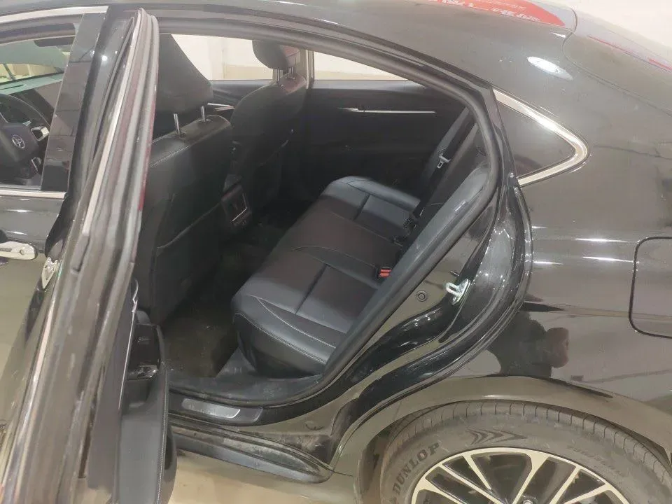 2024 Toyota Camry 2.5L 185HP L4 E-CVT Hybrid,autocango,china used car exporter,china ev exporter,chinese used car exporter,chinese used ev exporter