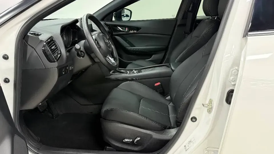 2021 Mazda CX-4 2.0L 158HP L4 6AT,autocango,china used car exporter,china ev exporter,chinese used car exporter,chinese used ev exporter