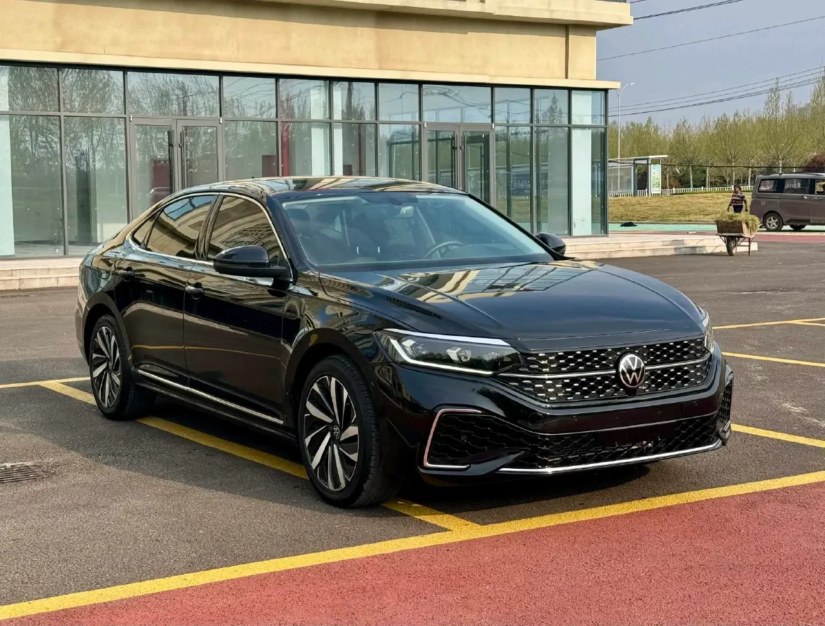 2022 Skoda Kodiak GT 2.0T 186HP L4 7DCT,autocango,china used car exporter,china ev exporter,chinese used car exporter,chinese used ev exporter