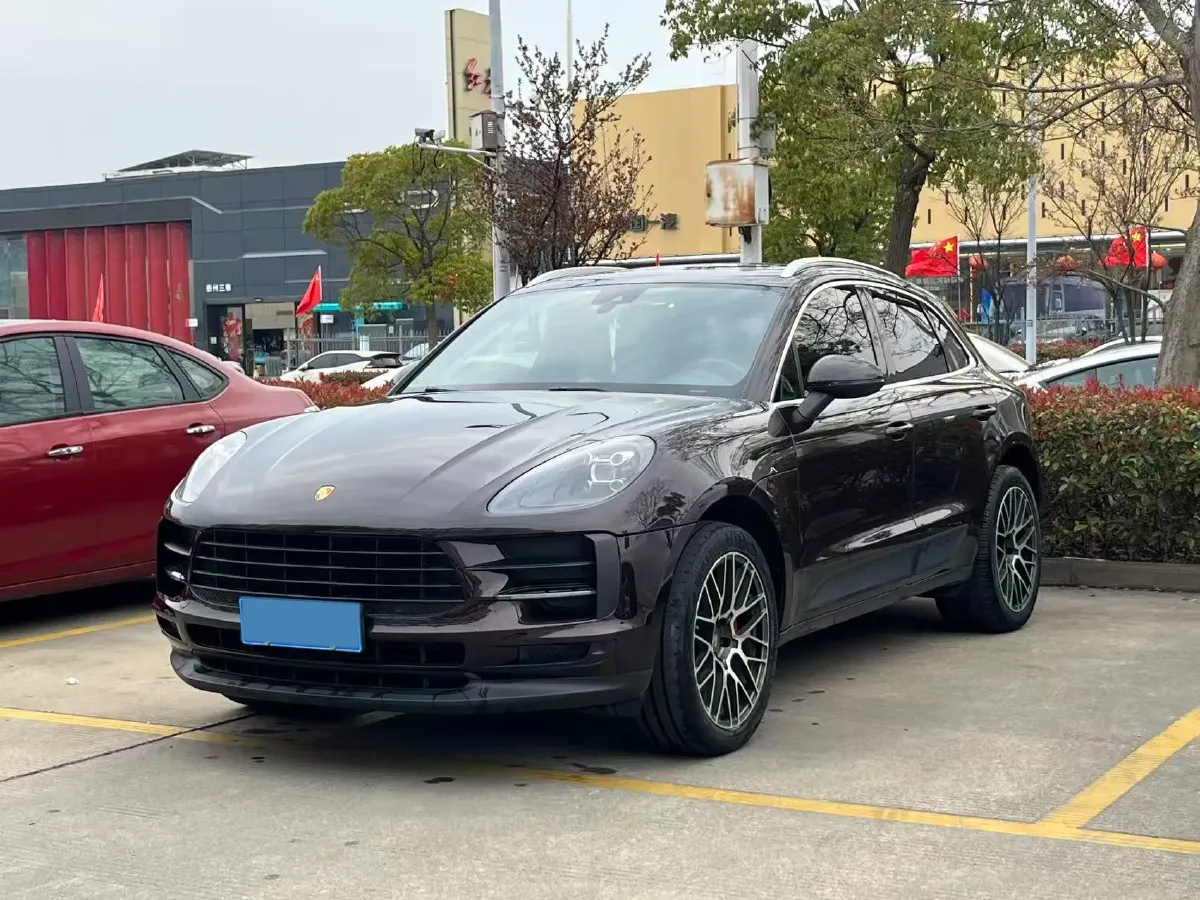 2018 Porsche Macan 2.0T 252HP L4 7DCT,autocango,china used car exporter,china ev exporter,chinese used car exporter,chinese used ev exporter