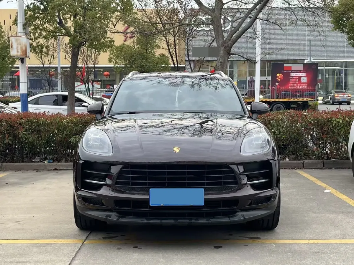 2018 Porsche Macan 2.0T 252HP L4 7DCT,autocango,china used car exporter,china ev exporter,chinese used car exporter,chinese used ev exporter