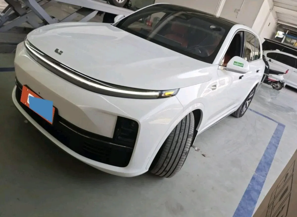 2023 Li L7 Range Extended 154HP REEV 40.9KWH,autocango,china used car exporter,china ev exporter,chinese used car exporter,chinese used ev exporter
