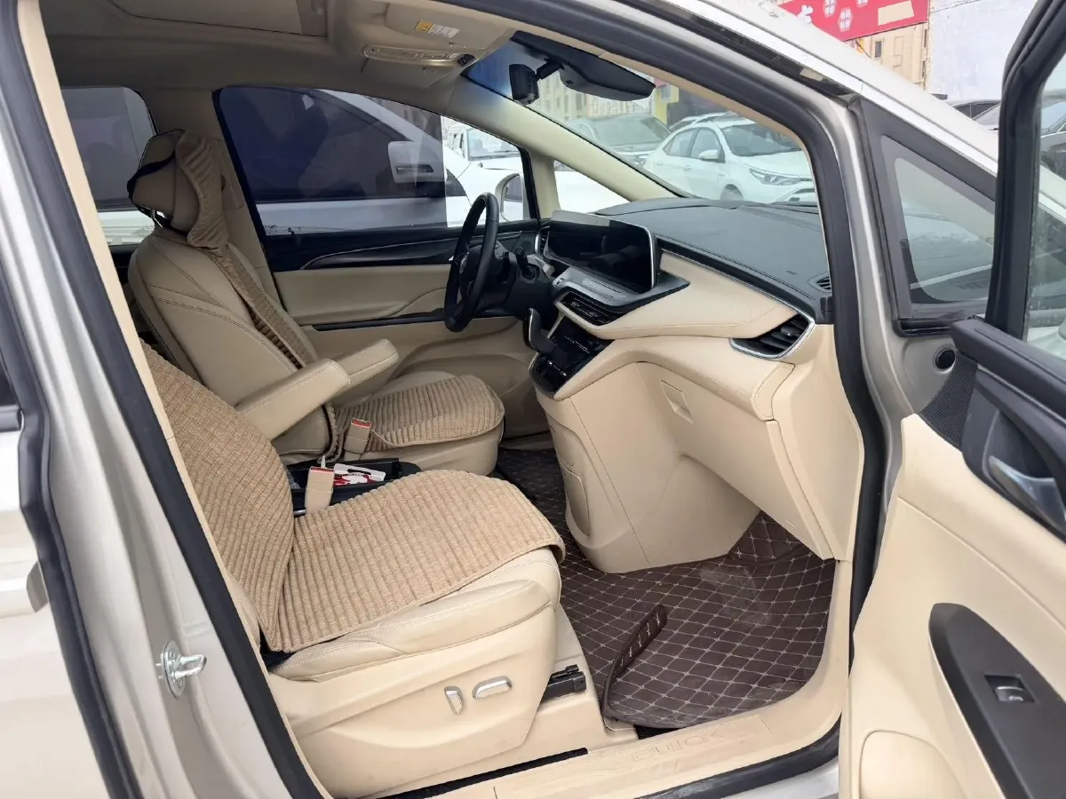 2023 Buick GL8 2.0T 237HP L4 9AT,autocango,china used car exporter,china ev exporter,chinese used car exporter,chinese used ev exporter