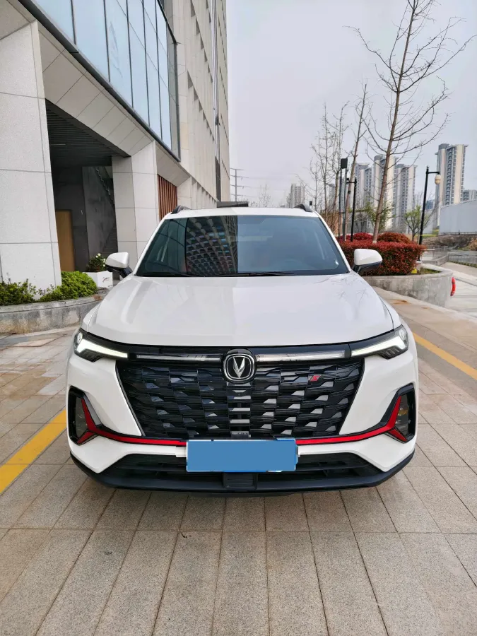 2023 ChangAn CS35 Plus 1.4T 160HP L4 7DCT,autocango,china used car exporter,china ev exporter,chinese used car exporter,chinese used ev exporter