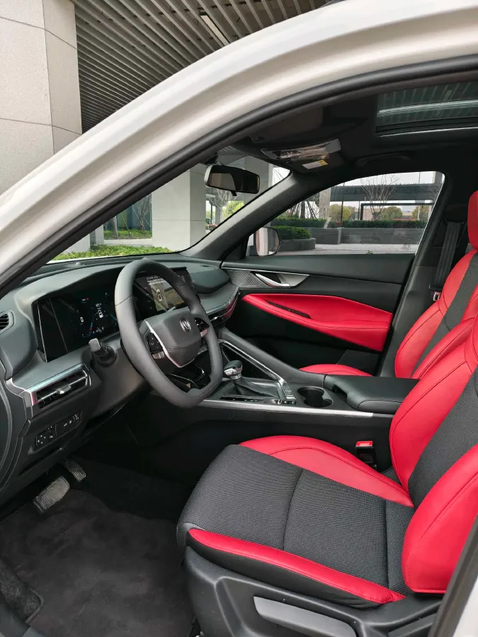 2023 ChangAn CS35 Plus 1.4T 160HP L4 7DCT,autocango,china used car exporter,china ev exporter,chinese used car exporter,chinese used ev exporter