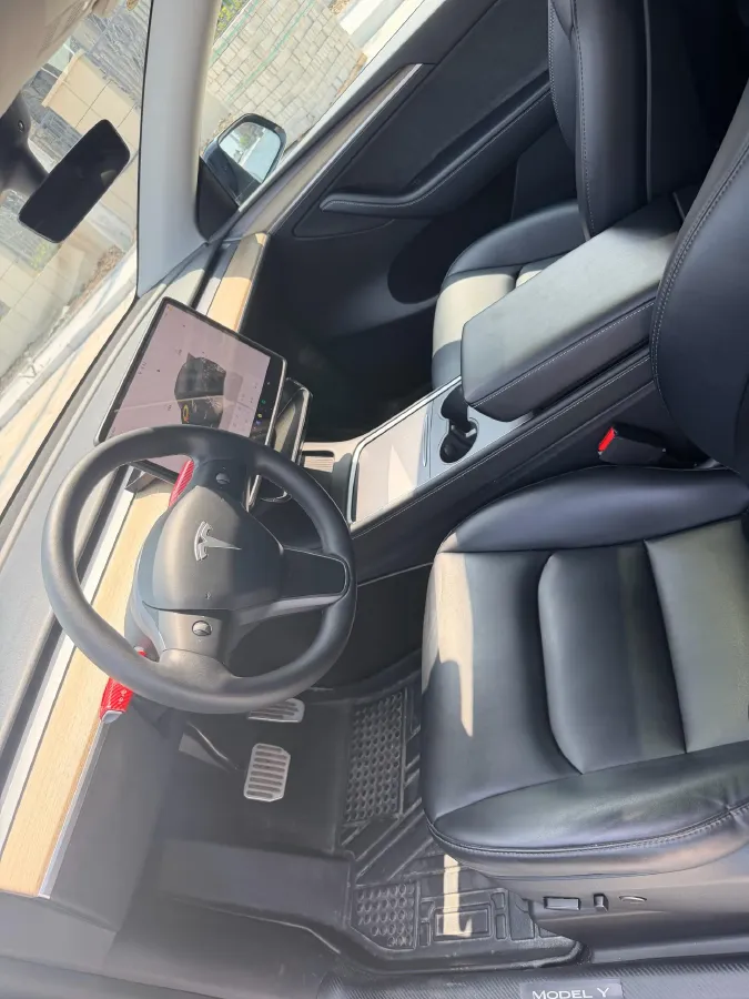 2022 Tesla Model Y BEV 60KWH,autocango,china used car exporter,china ev exporter,chinese used car exporter,chinese used ev exporter