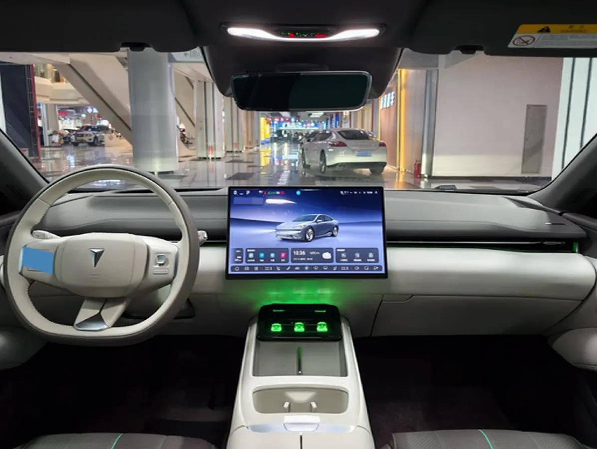 2025 Deepal L07 BEV 56.12KWH,autocango,china used car exporter,china ev exporter,chinese used car exporter,chinese used ev exporter