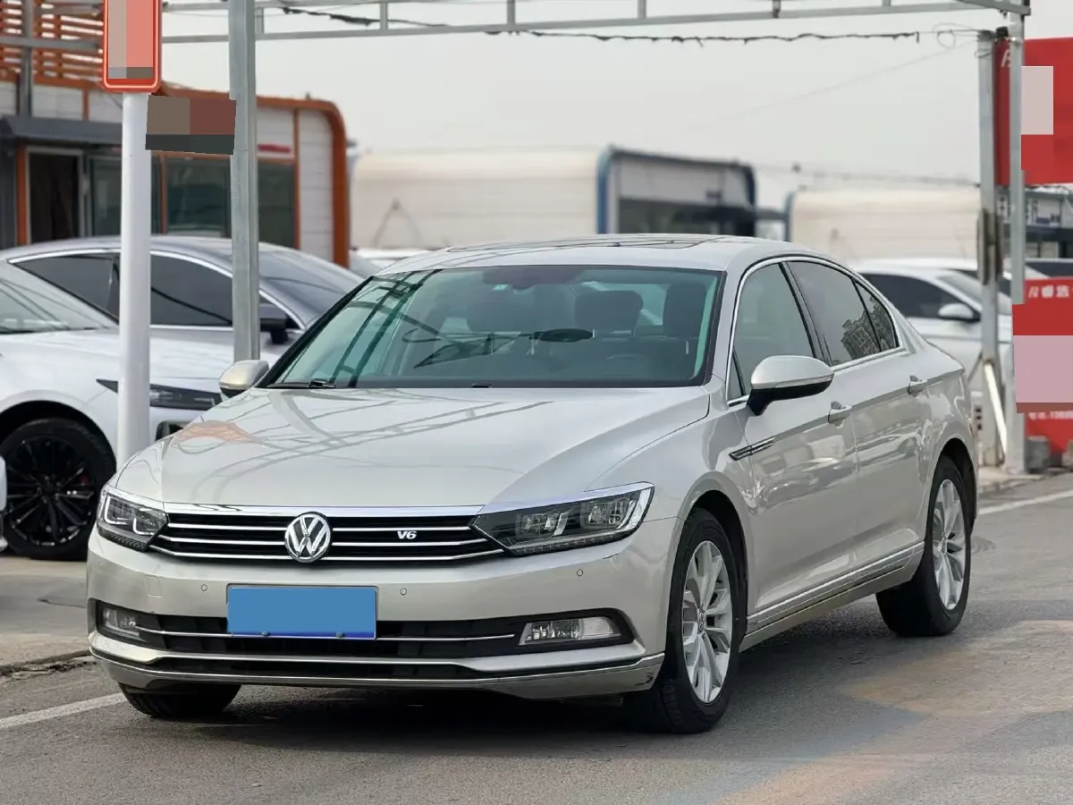 2019 Volkswagen Magotan 2.0T 186HP L4 7DCT,autocango,china used car exporter,china ev exporter,chinese used car exporter,chinese used ev exporter
