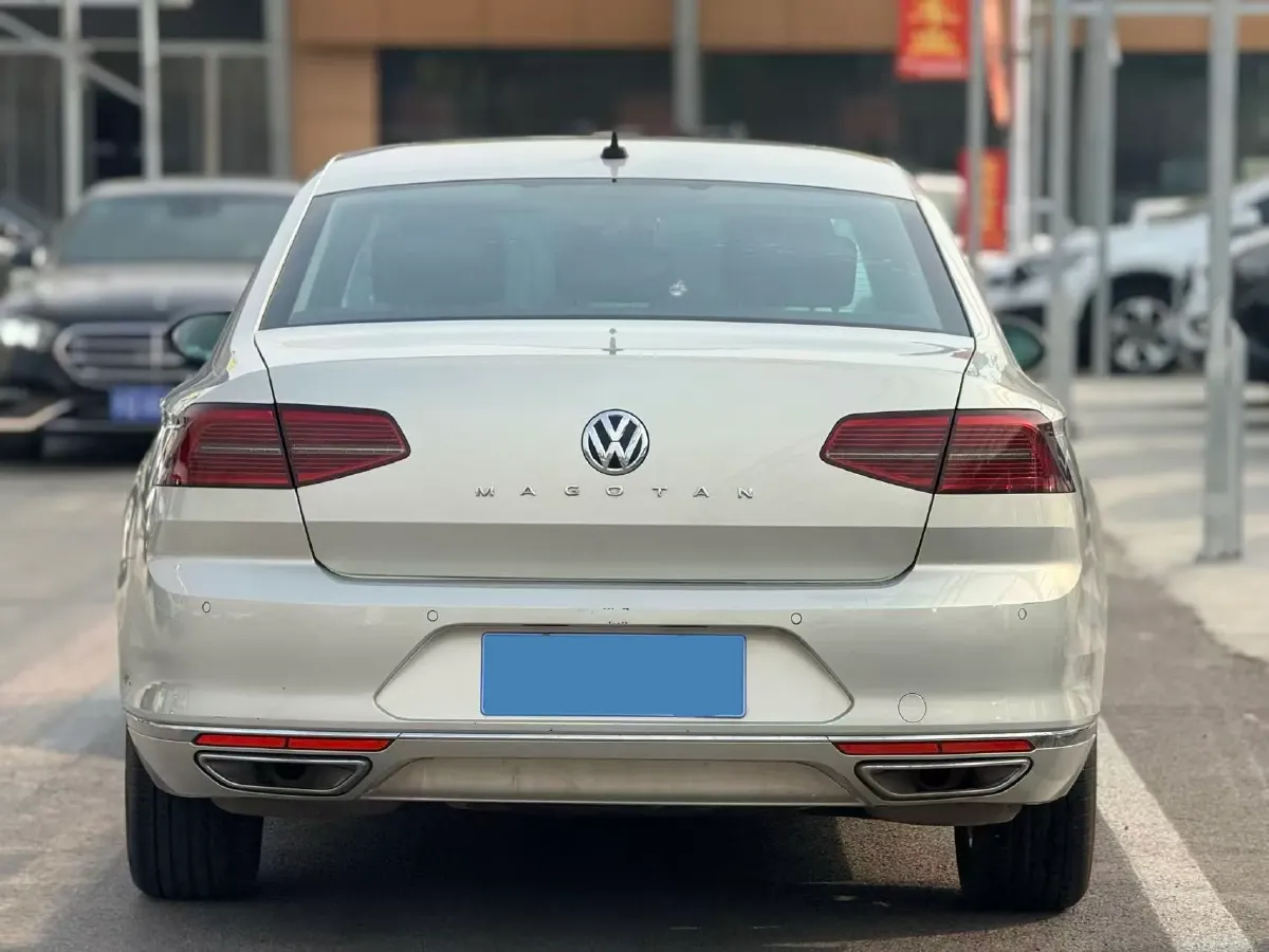 2019 Volkswagen Magotan 2.0T 186HP L4 7DCT,autocango,china used car exporter,china ev exporter,chinese used car exporter,chinese used ev exporter