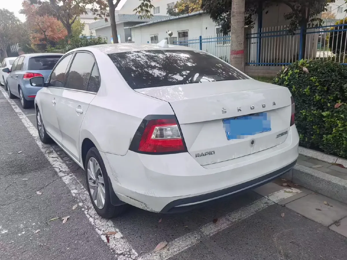 2019 SWM G01 1.5T 156HP L4 6AT,autocango,china used car exporter,china ev exporter,chinese used car exporter,chinese used ev exporter