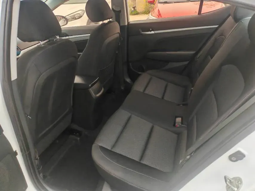 2016 Hyundai Elantra 1.6L 130HP L4 6AT,autocango,china used car exporter,china ev exporter,chinese used car exporter,chinese used ev exporter