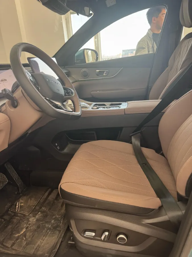 2025 Chery Tiggo8 PLUS C-DM 1.5T 156HP L4 1DHT PHEV,autocango,china used car exporter,china ev exporter,chinese used car exporter,chinese used ev exporter